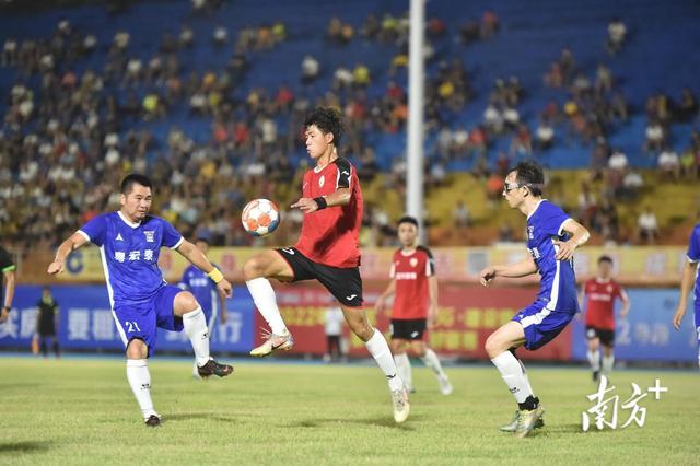 Ronaldo Cao Bao Nhiêu